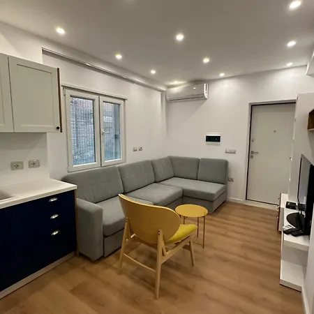 Apartment Lovely Tirana